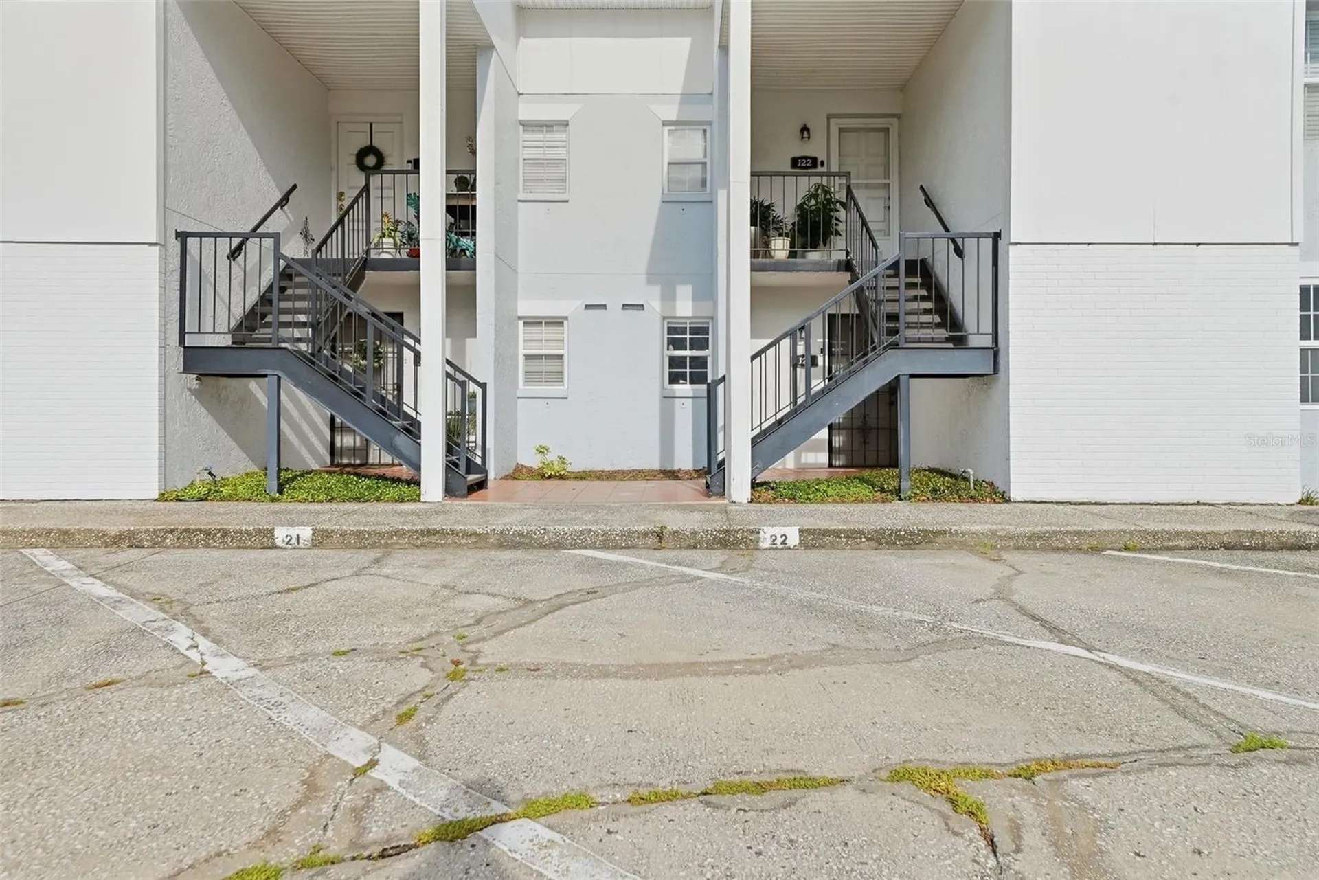 3821 N Oak Drive Tampa FL 33611
