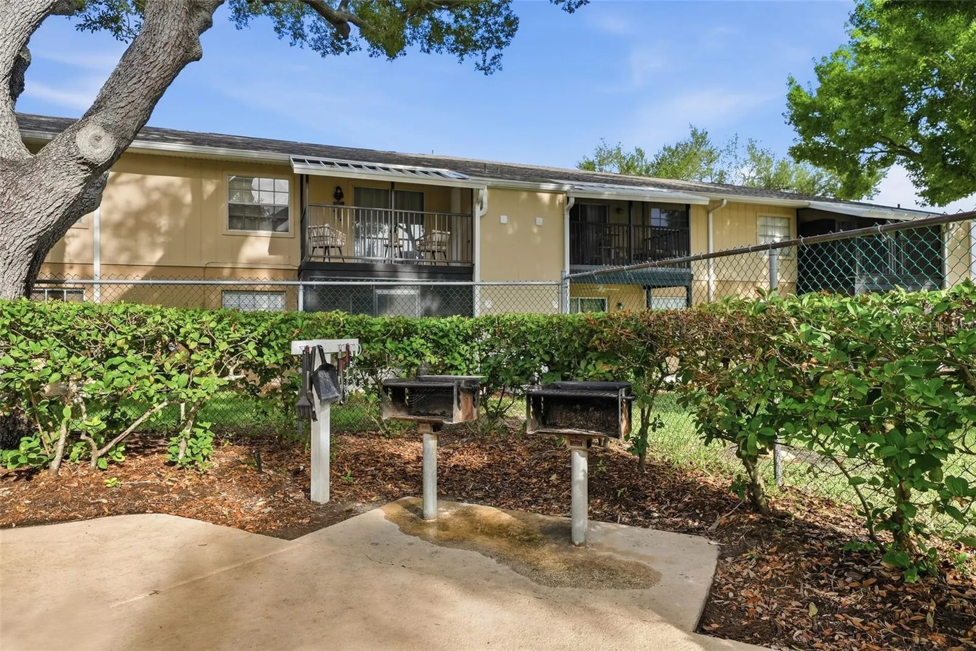 3821 N Oak Drive Tampa FL 33611