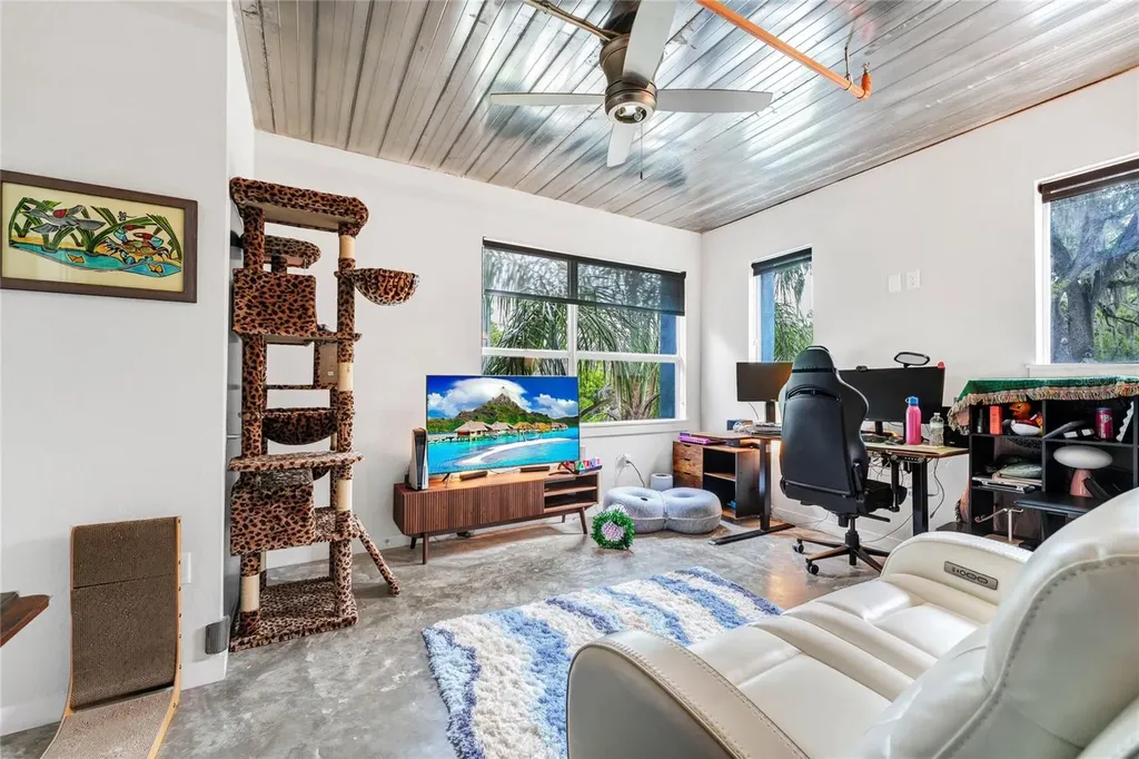 1607 Woodward Street Orlando FL 32803