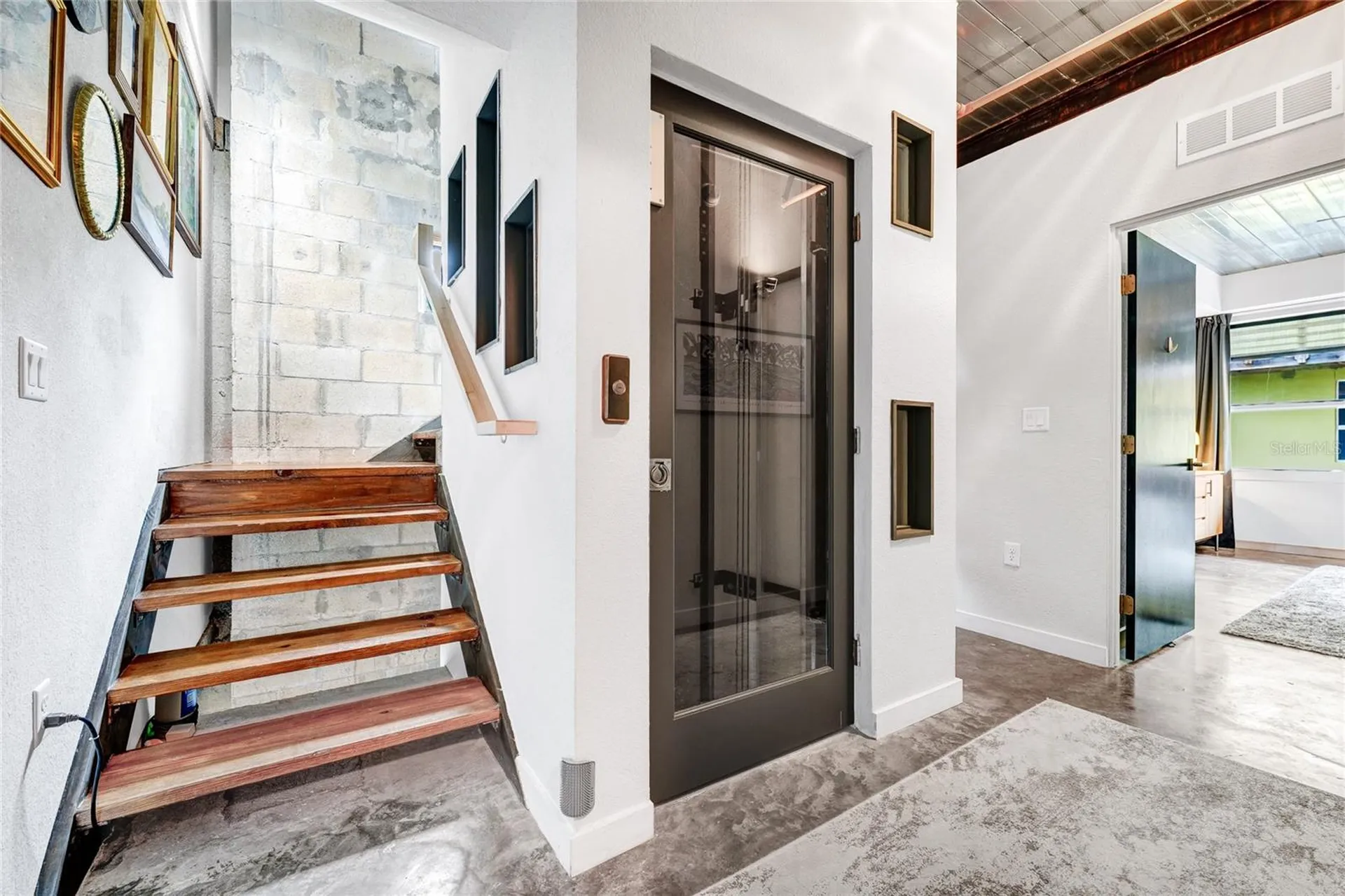 1607 Woodward Street Orlando FL 32803