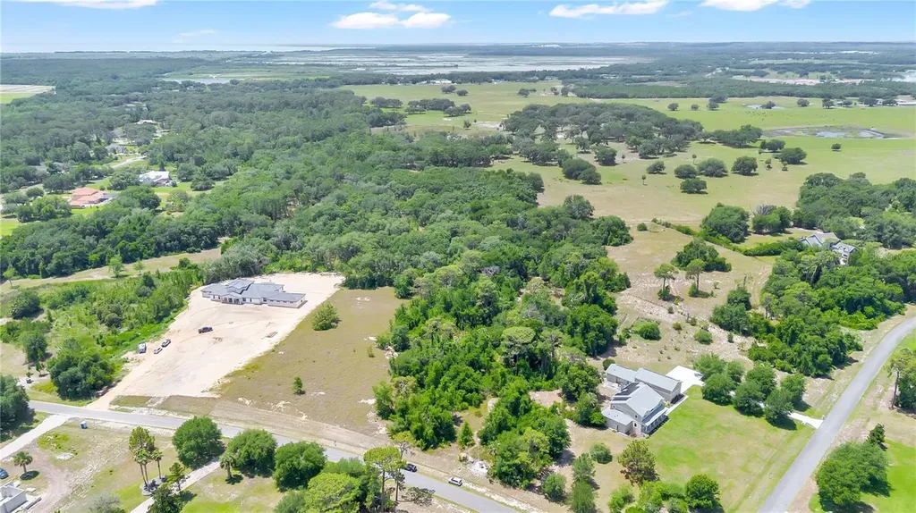 Grand Oak Lane Tavares FL 32778