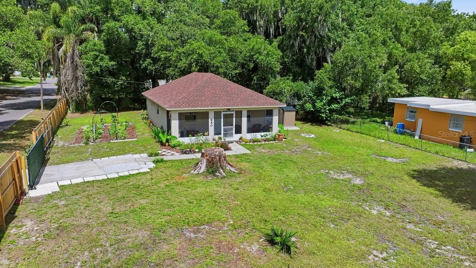 950 S Parsons Avenue Deland FL 32720