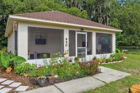 950 S Parsons Avenue Deland FL 32720