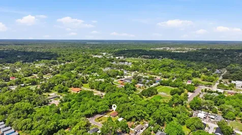 950 S Parsons Avenue Deland FL 32720
