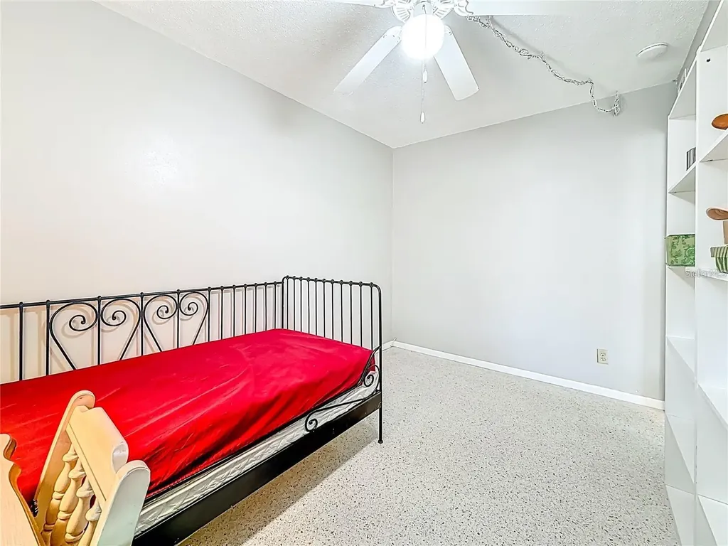 250 Rosery Road NW Largo FL 33770