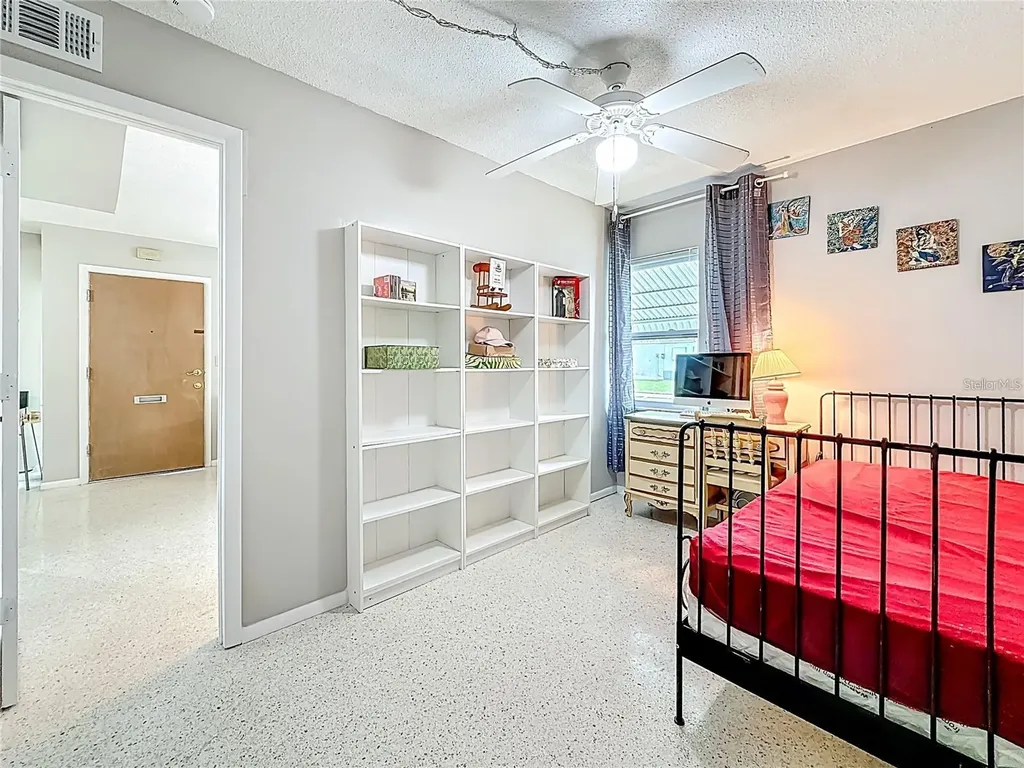 250 Rosery Road NW Largo FL 33770