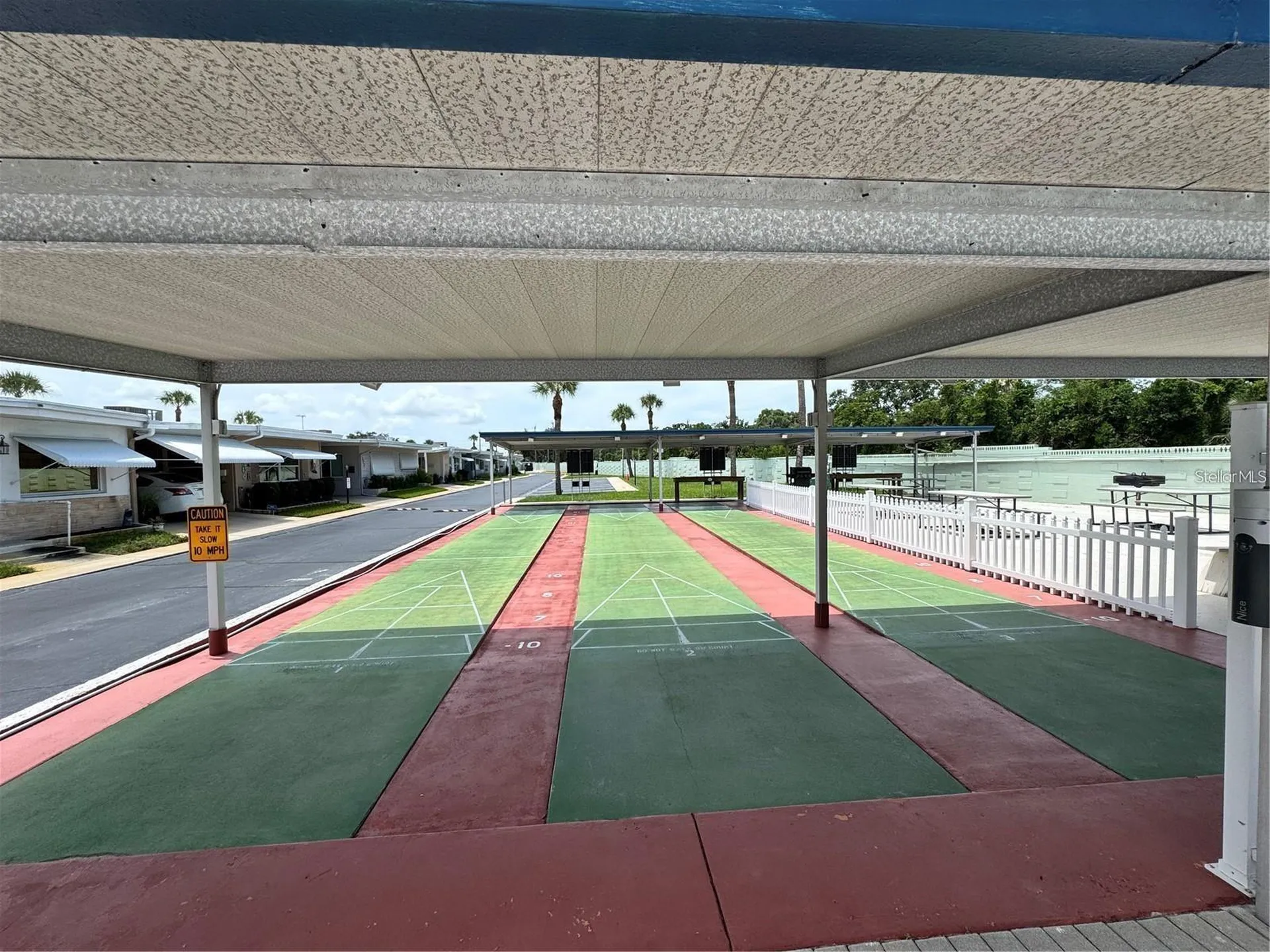 250 Rosery Road NW Largo FL 33770