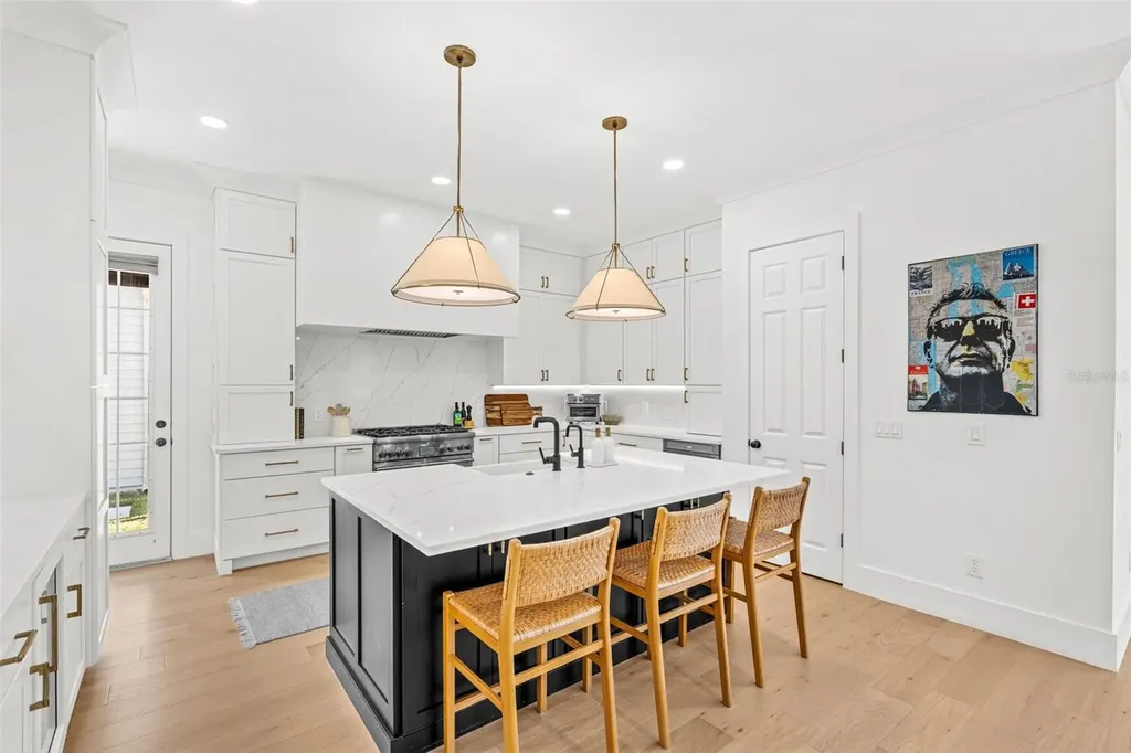 1900 Gerda Terrace Orlando FL 32804