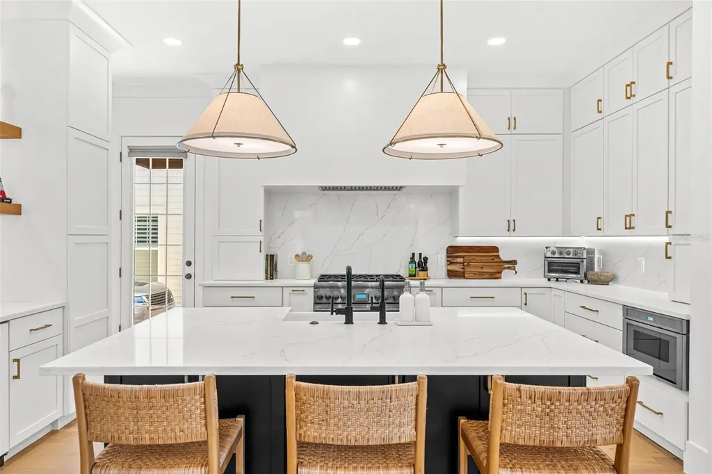 1900 Gerda Terrace Orlando FL 32804