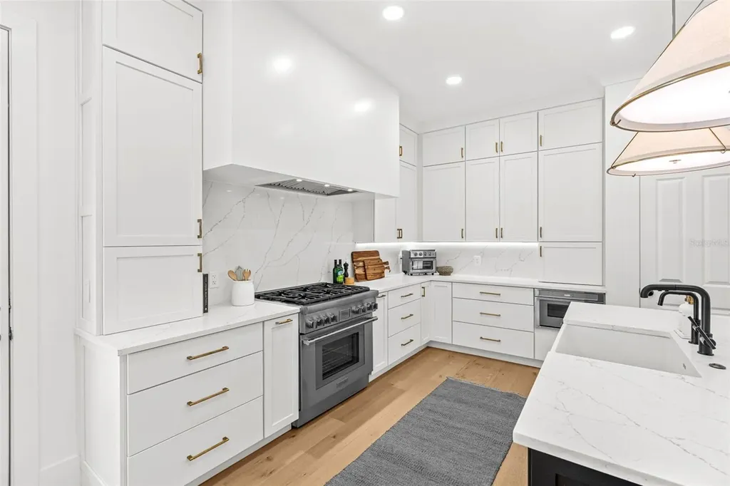 1900 Gerda Terrace Orlando FL 32804