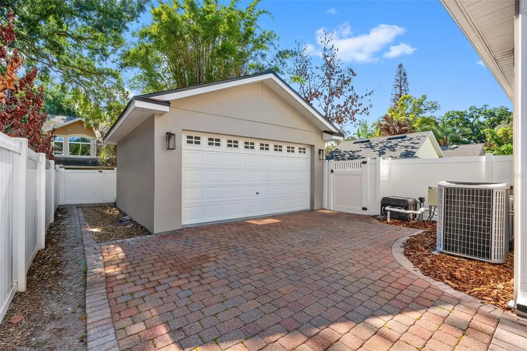 1900 Gerda Terrace Orlando FL 32804