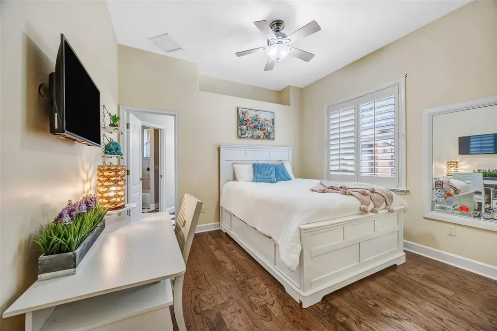 7519 Yardley Way Tampa FL 33647