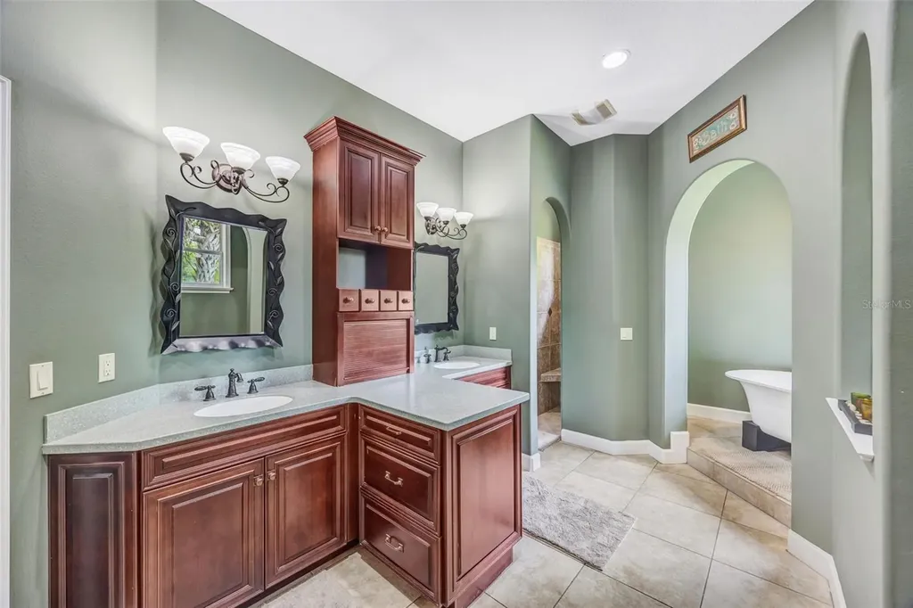 7519 Yardley Way Tampa FL 33647
