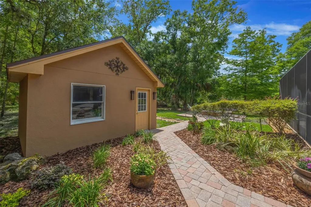 7519 Yardley Way Tampa FL 33647