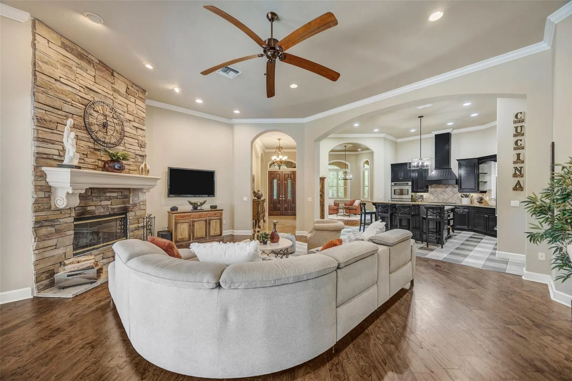 7519 Yardley Way Tampa FL 33647