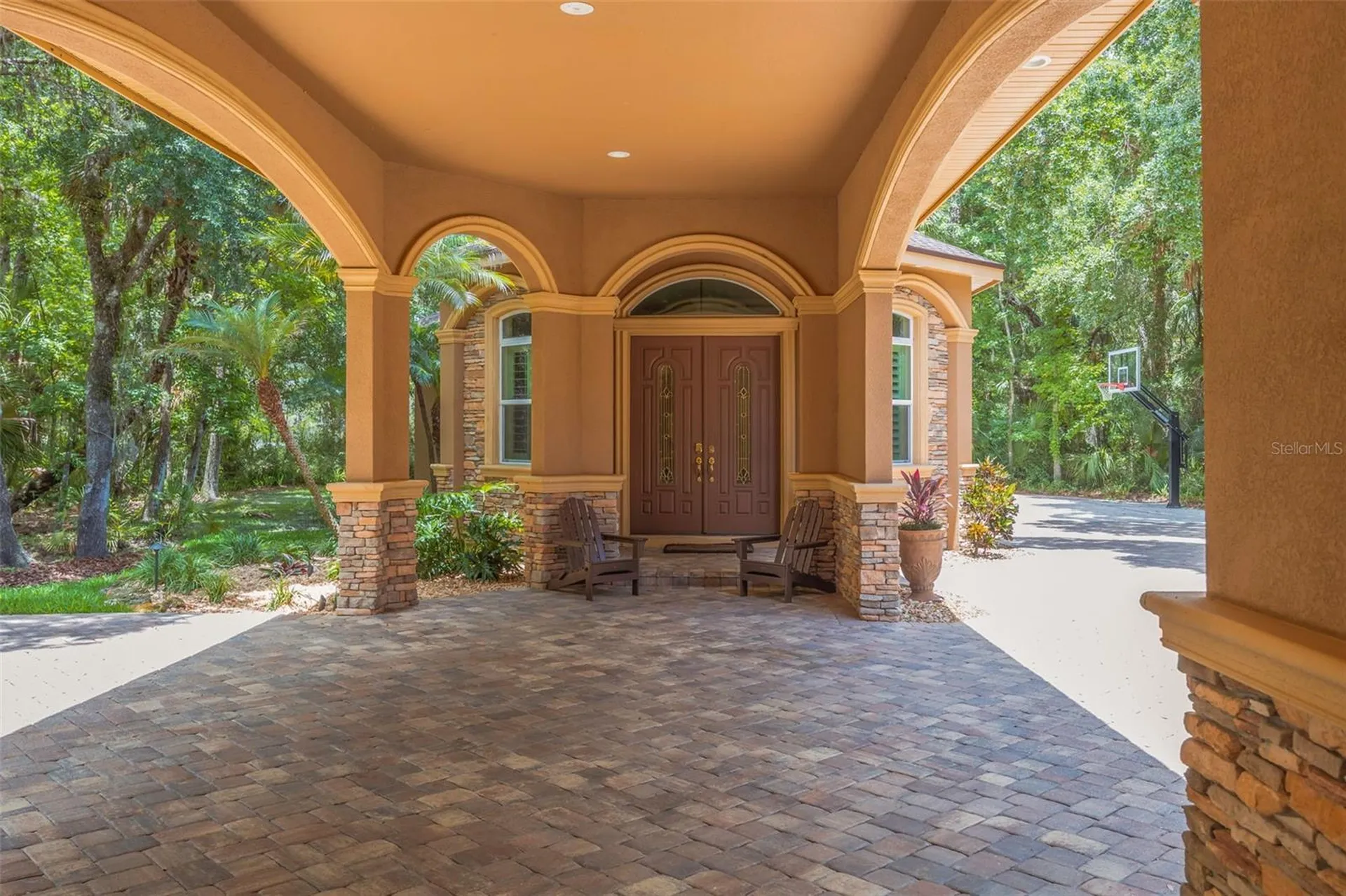 7519 Yardley Way Tampa FL 33647