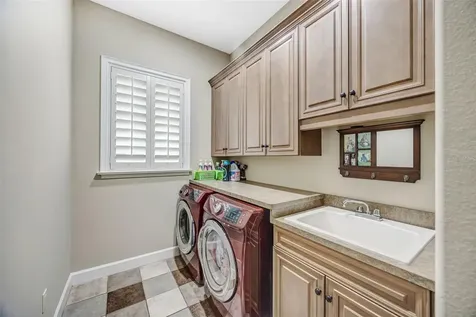 7519 Yardley Way Tampa FL 33647