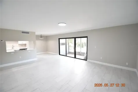 877 114th Avenue N St Petersburg FL 33716