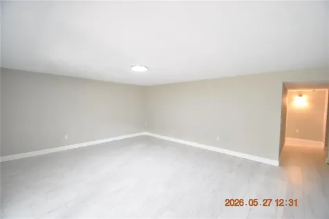 877 114th Avenue N St Petersburg FL 33716