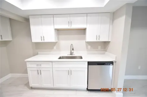 877 114th Avenue N St Petersburg FL 33716