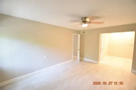 877 114th Avenue N St Petersburg FL 33716