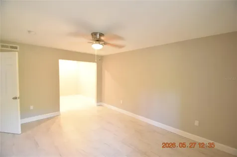 877 114th Avenue N St Petersburg FL 33716
