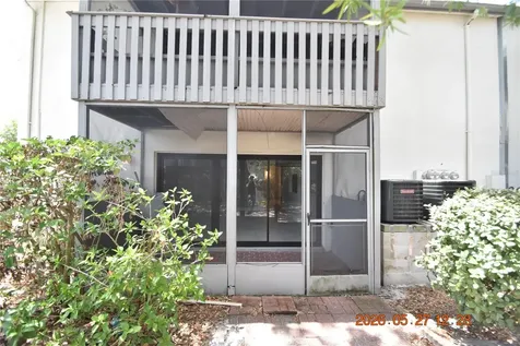 877 114th Avenue N St Petersburg FL 33716