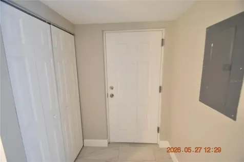 877 114th Avenue N St Petersburg FL 33716