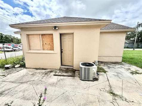 1020 E Main Street Haines City FL 33844