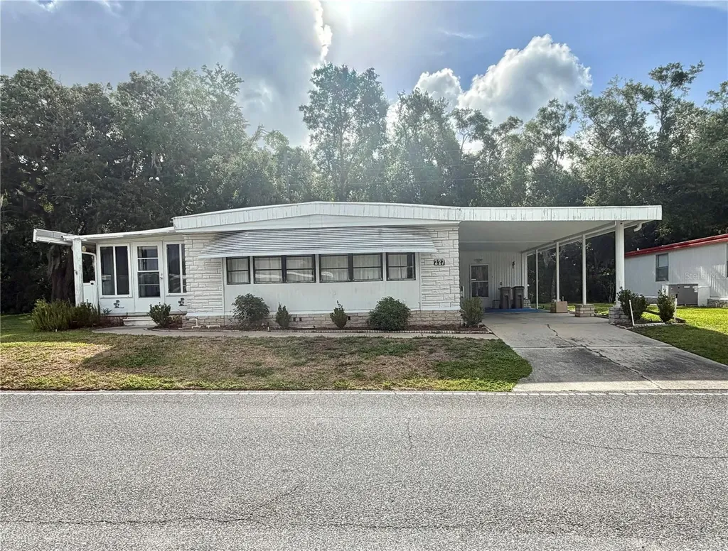 227 Aspen Circle Leesburg FL 34748