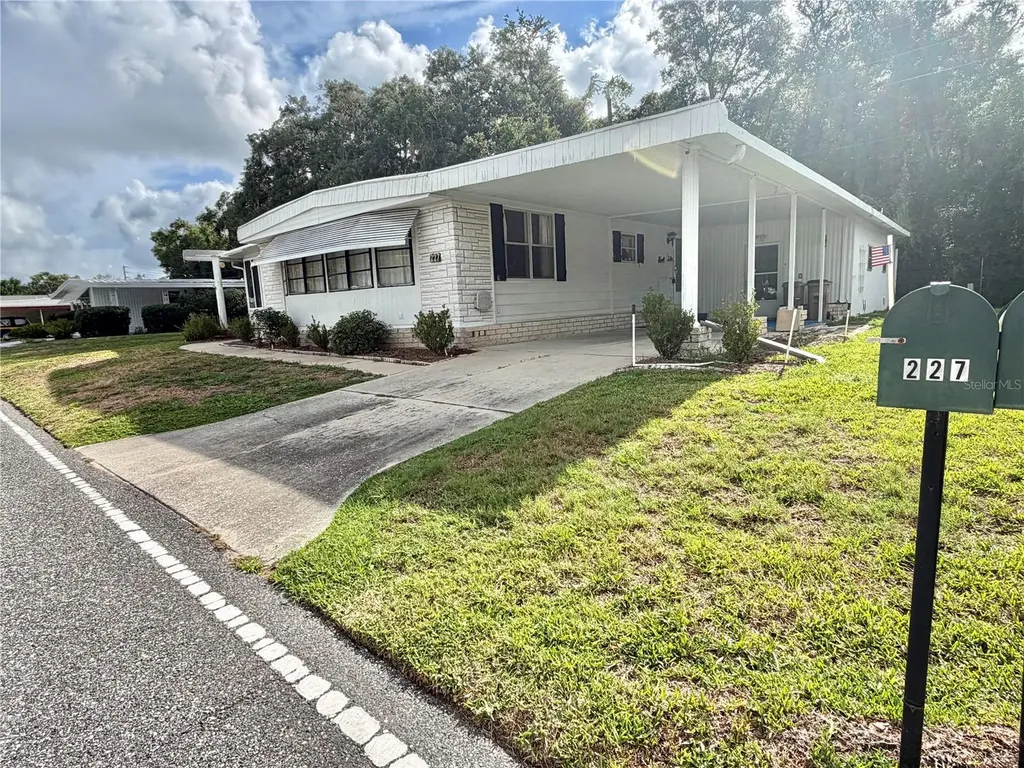 227 Aspen Circle Leesburg FL 34748