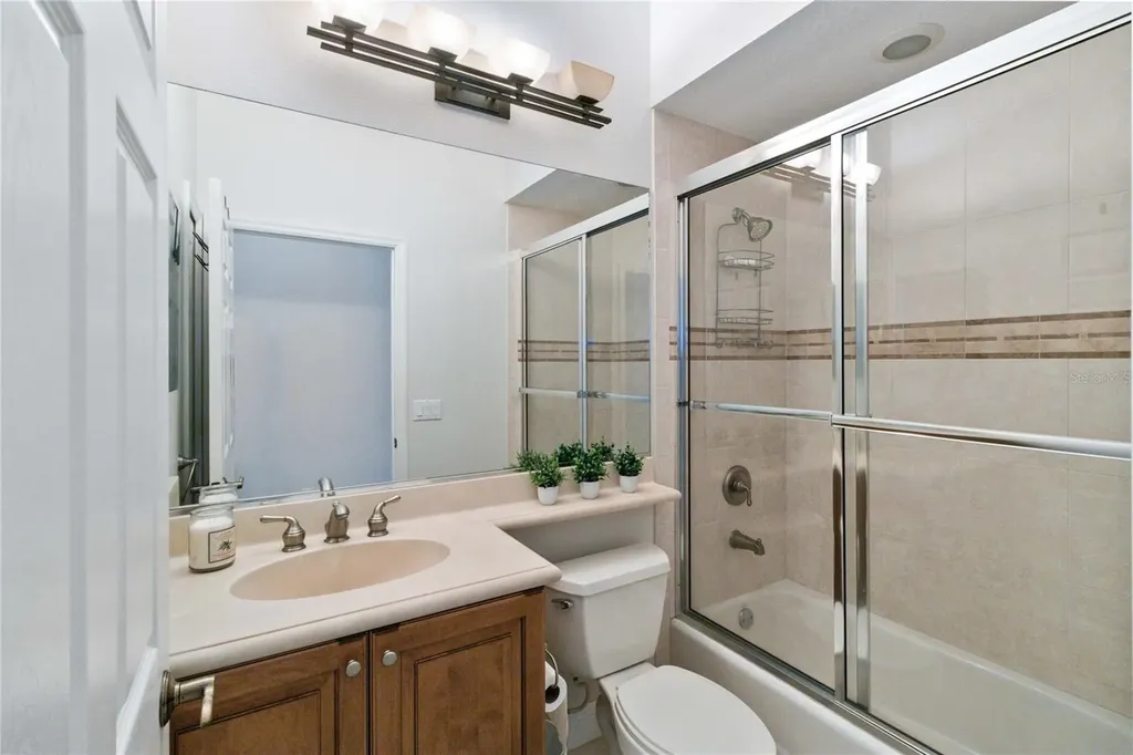 8843 17th Avenue Circle NW Bradenton FL 34209