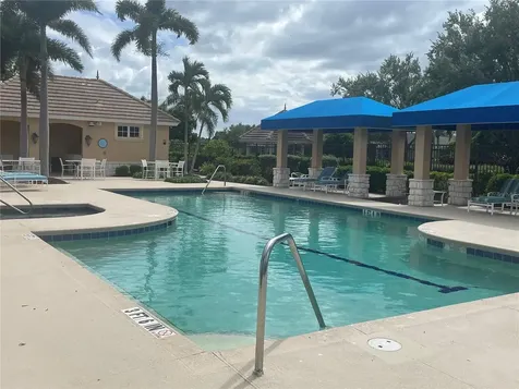8843 17th Avenue Circle NW Bradenton FL 34209