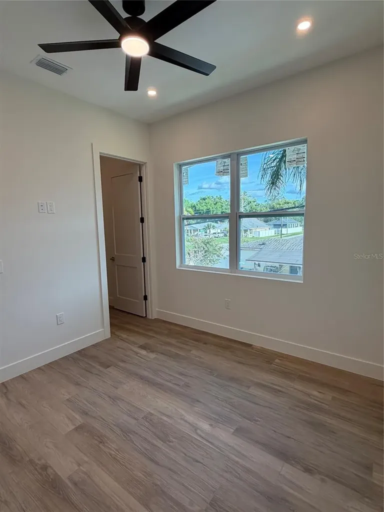 6710 N 17 Street Tampa FL 33610