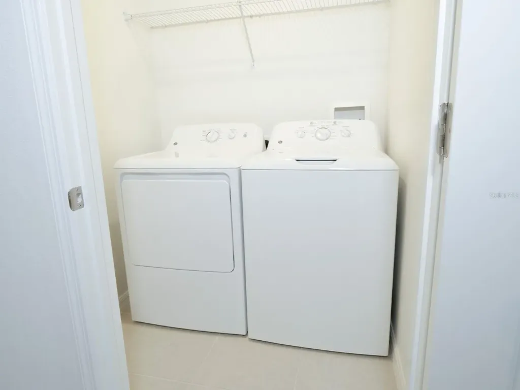 2541 Sunray Venus Way Ruskin FL 33570