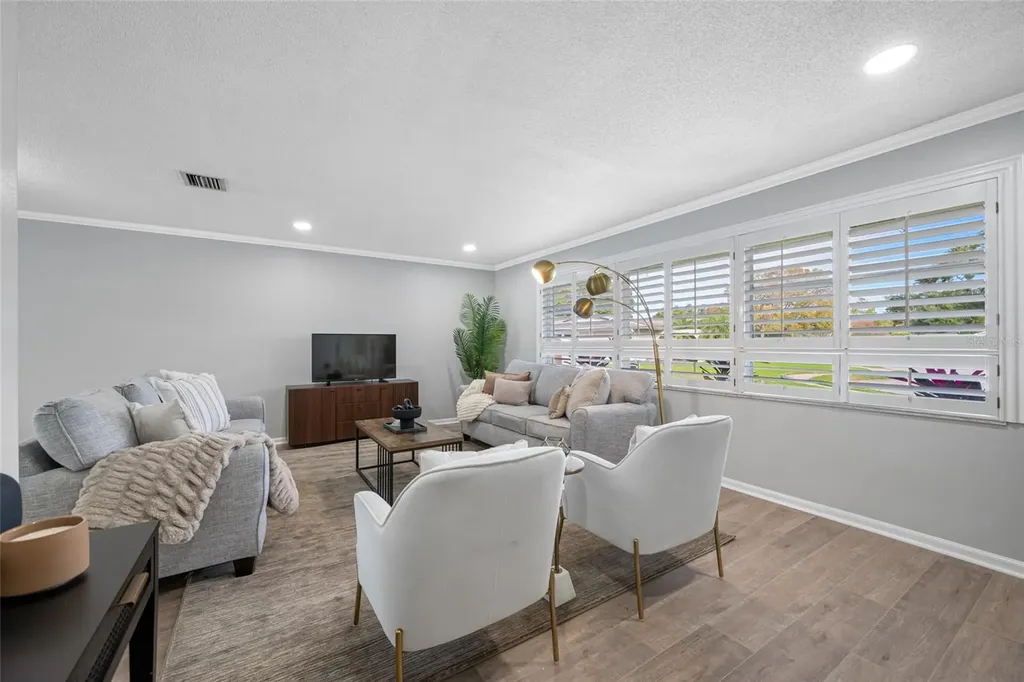 1932 Oro Court Clearwater FL 33764