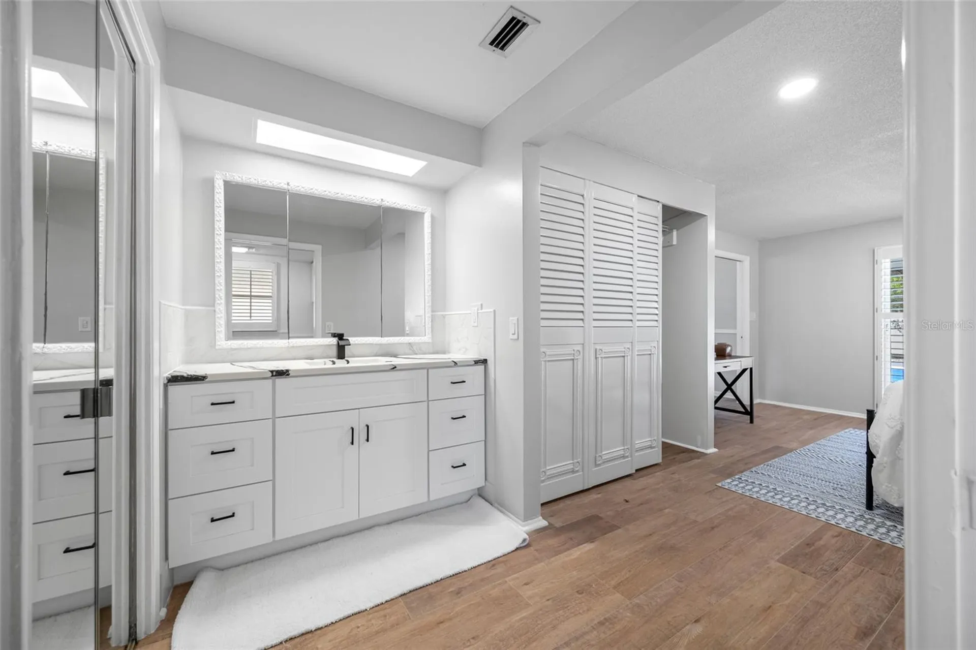 1932 Oro Court Clearwater FL 33764