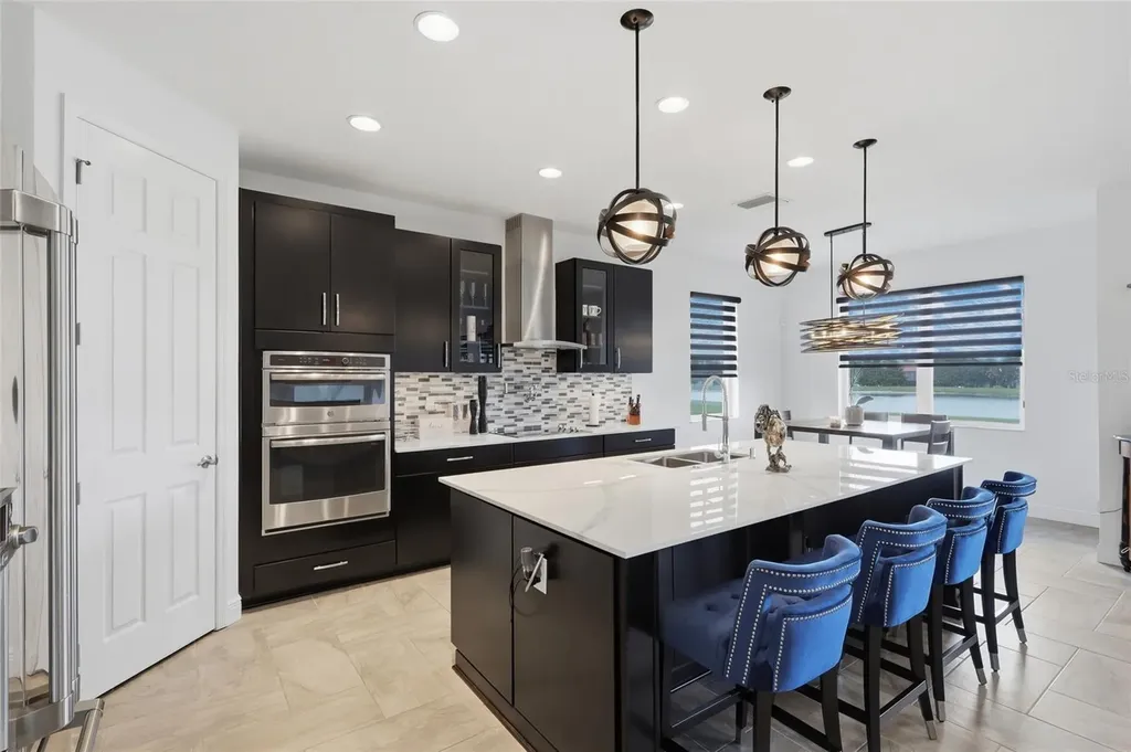 9410 Lisbon Street Seffner FL 33584