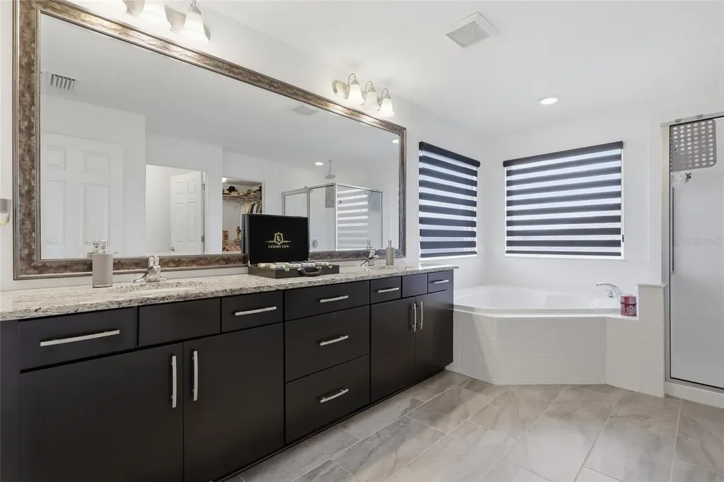 9410 Lisbon Street Seffner FL 33584