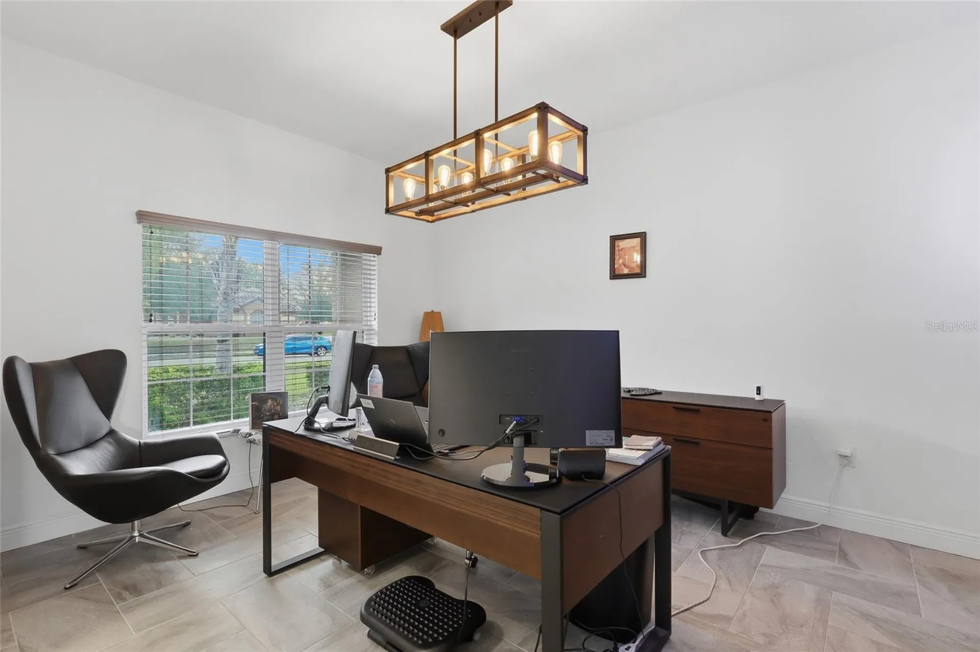 9410 Lisbon Street Seffner FL 33584