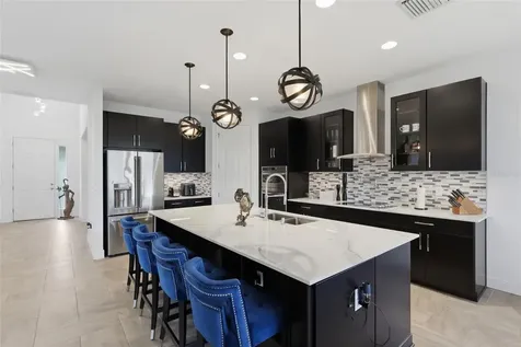 9410 Lisbon Street Seffner FL 33584
