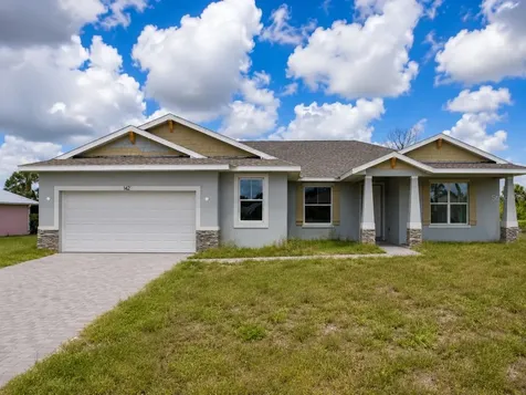 142 Fairway Road Rotonda West FL 33947