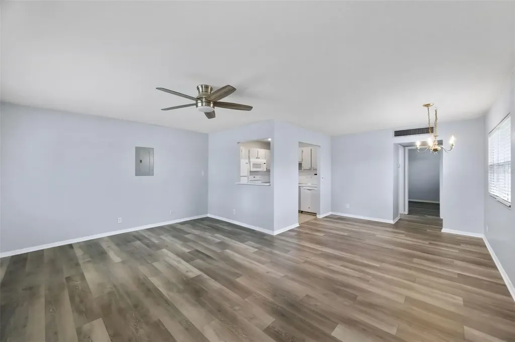 1801 Bedford Terrace Sun City Center FL 33573