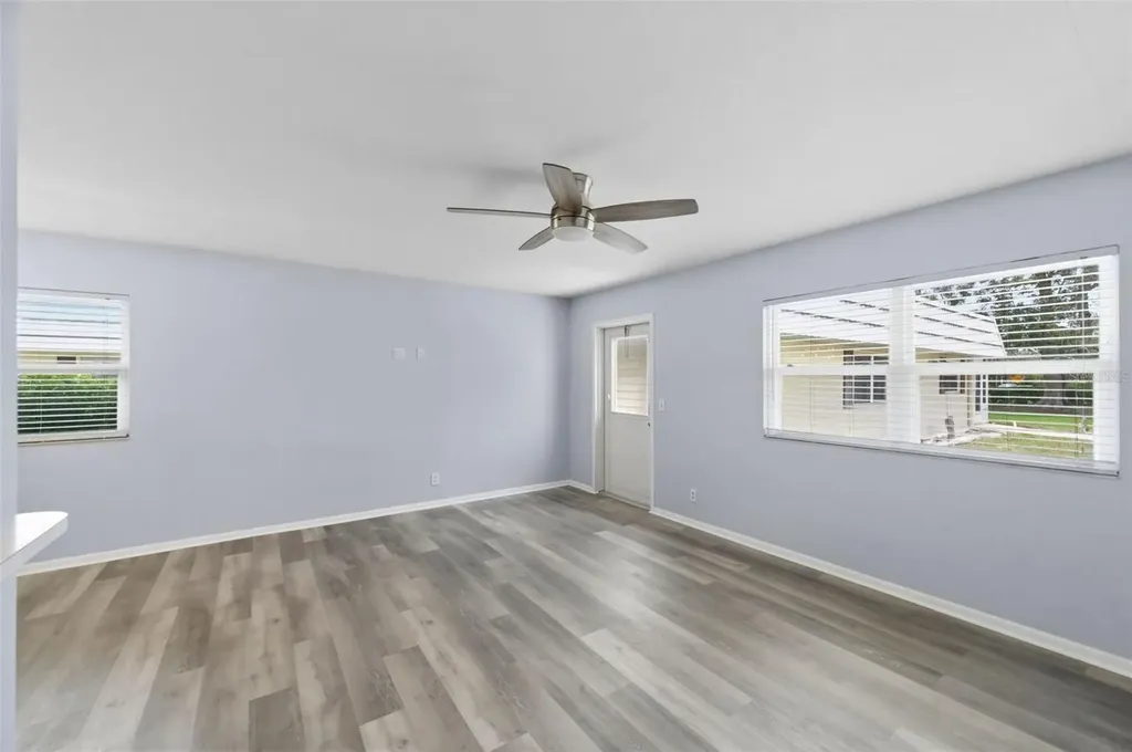 1801 Bedford Terrace Sun City Center FL 33573