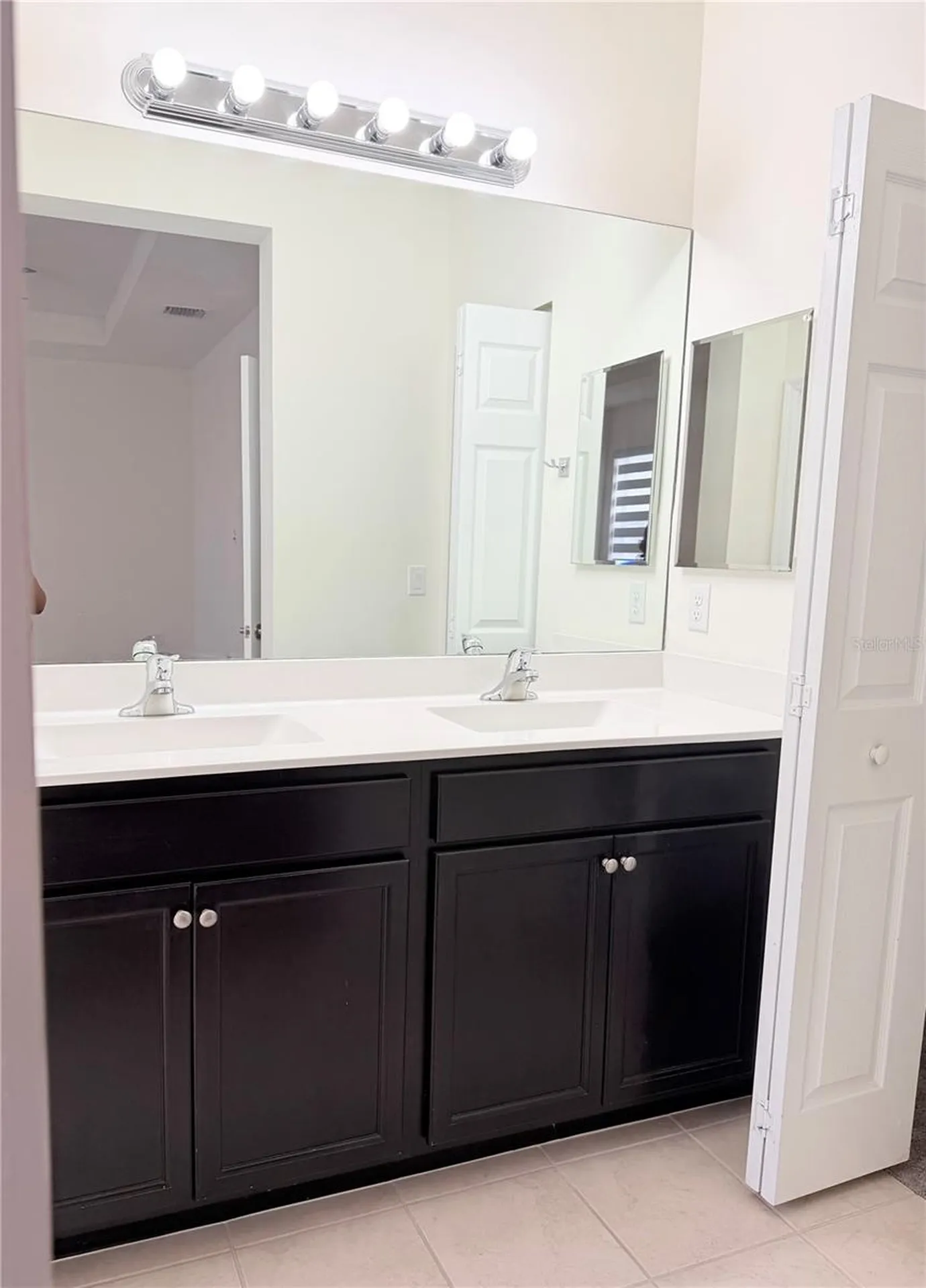 10306 W 33rd Lane Hialeah FL 33018