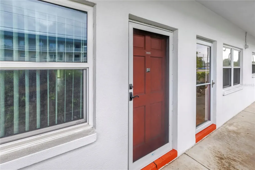5729 13th Avenue N St Petersburg FL 33710