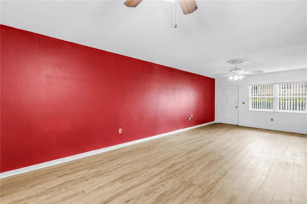 5729 13th Avenue N St Petersburg FL 33710