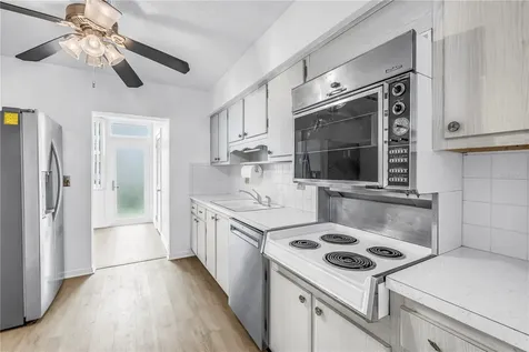 5729 13th Avenue N St Petersburg FL 33710