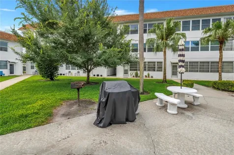 5729 13th Avenue N St Petersburg FL 33710