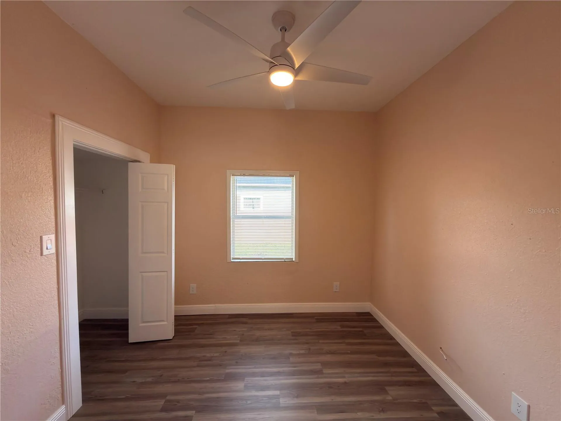 2514 W Saint John Street Tampa FL 33607